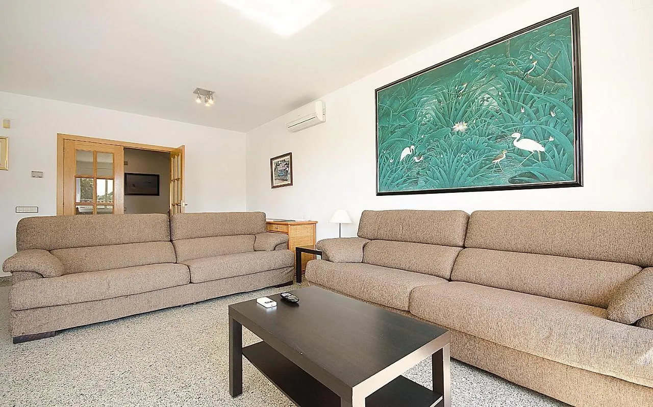 R11 Casa Blanca Con Gran Jardin Y Piscina Villa Calafell 0*,  Spain