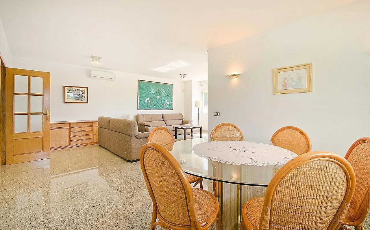R11 Casa Blanca Con Gran Jardin Y Piscina Villa Calafell 0*,  Spain